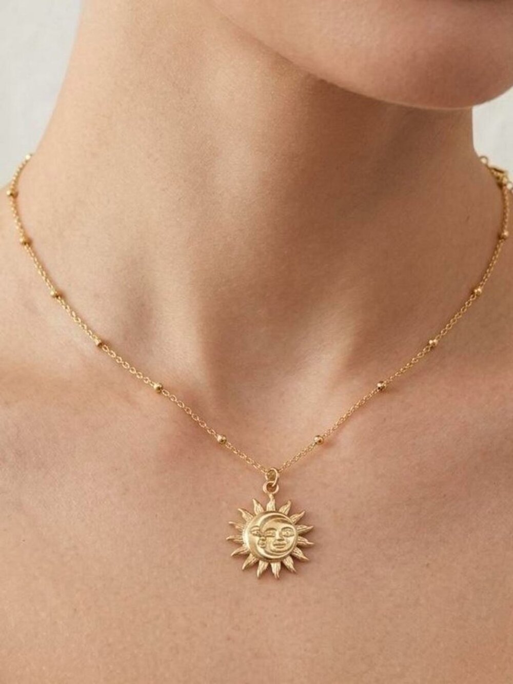 Sku0555 Retro Gold Sun Women Astrology Pedant Necklace Stainless steel +gift bag